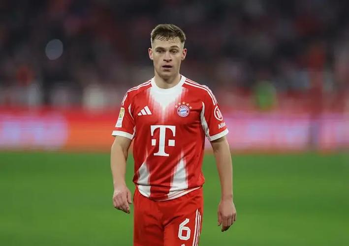 图片报：基米希因脚踝问题无法完整参加训练，本轮可能当替补