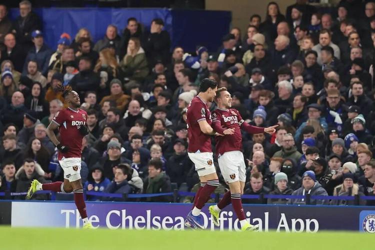 爆冷开局！西汉姆客场2球领先切尔西，创1986年以来首次插图