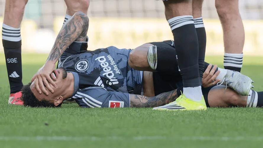 德国国脚科林斯韧带重伤赛季报销，影响法兰克福卖人+世界杯